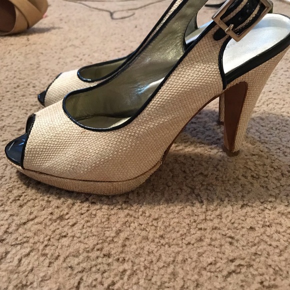 Cream and black - Picture 2 of 2